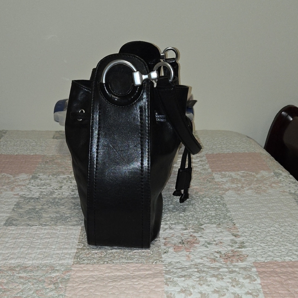 Frye Black Leather Shoulder Bag EUC - Picture 5 of 16